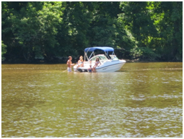 boating on the Hudson at Rondout Creek